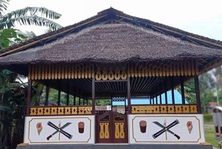 Rumah_Baileo_Negeri_Akoon-min